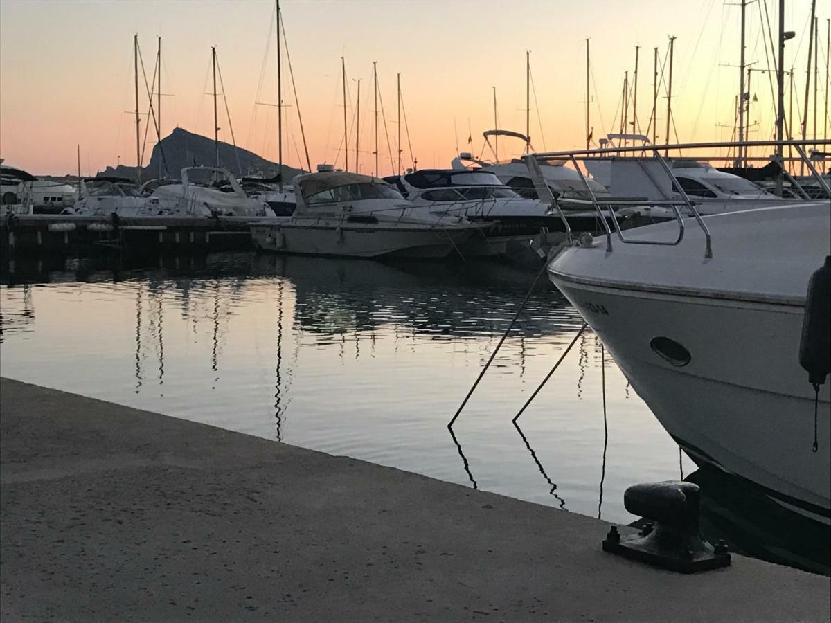 Altea, Callejeando Por Su Casco Antiguo. Luaran gambar